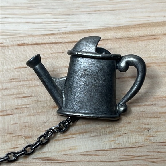Vintage Amy pewter Water Can & Flower in pot Lapel Tack Pin W/ Chain brooch - Picture 5 of 10